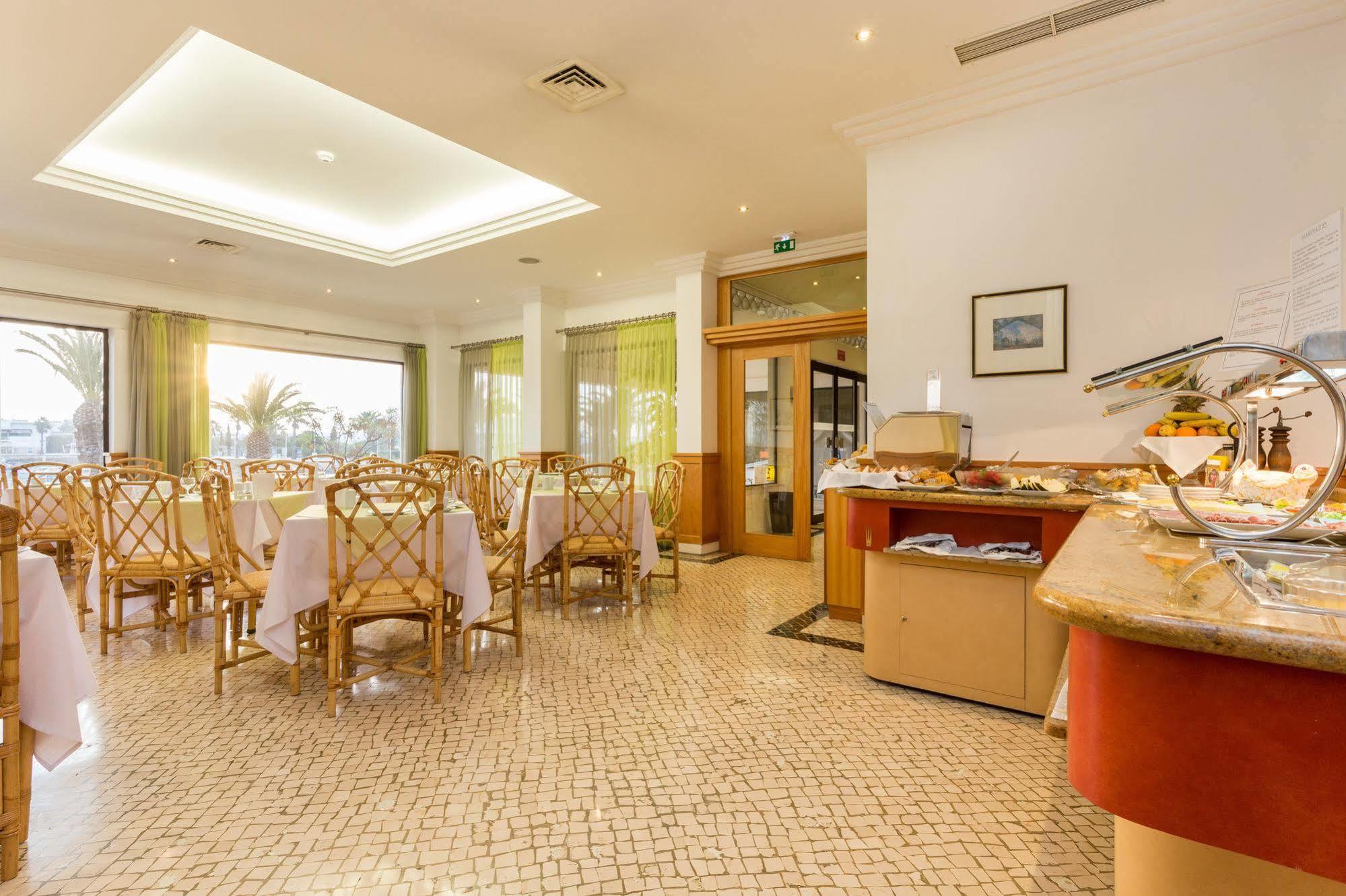 Hotel Marina Rio Лагуш Экстерьер фото